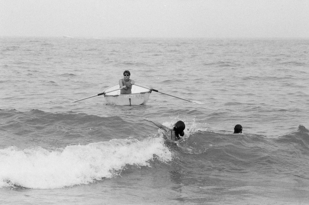 Last day of lifeguarded beaches - Barry Jarvinen for Chicago Sun-Times