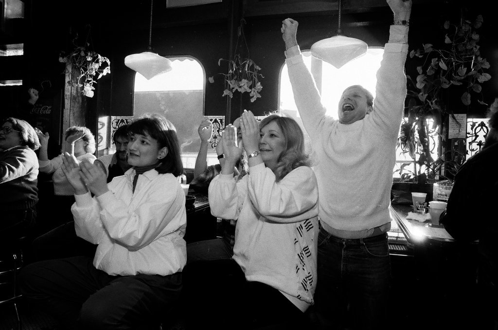 Bears fans watch game at O'Sullivans Bar - Rich Hein for Chicago Sun-Times