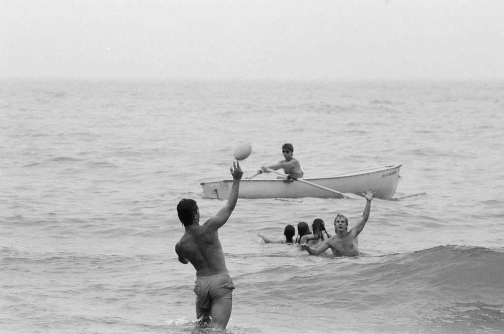 Last day of lifeguarded beaches - Barry Jarvinen for Chicago Sun-Times