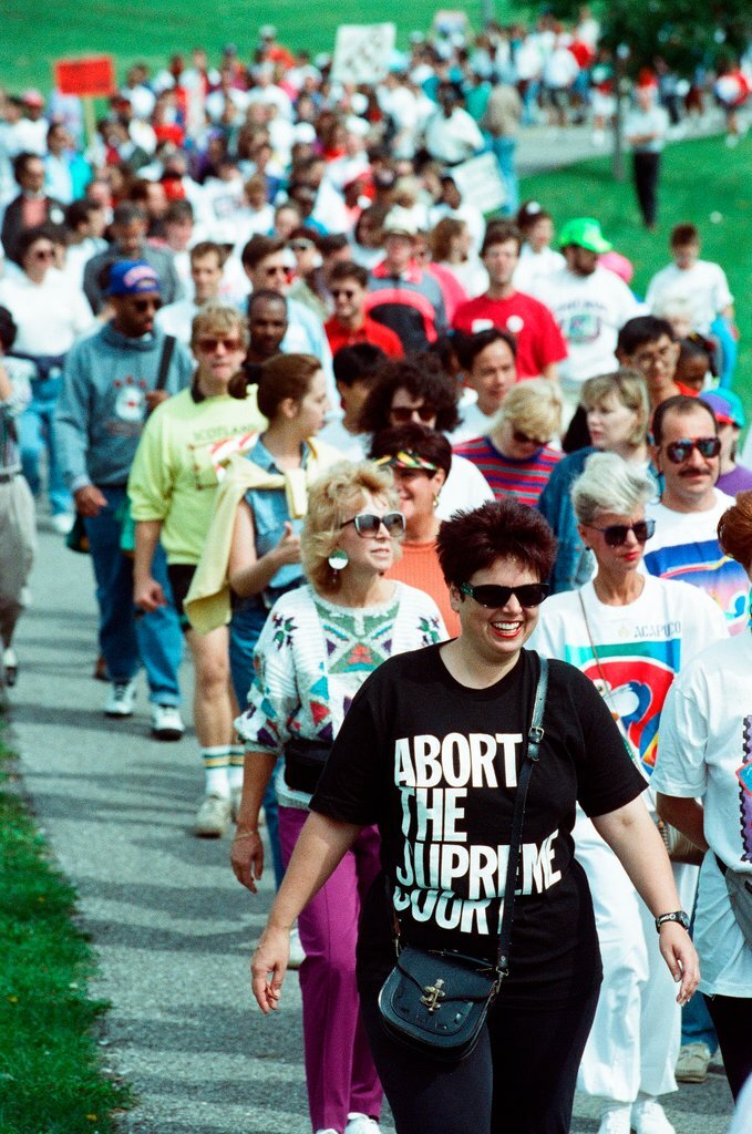 AIDS walk begins at Columbia Yacht Club - Amanda Alcock for Chicago Sun-Times