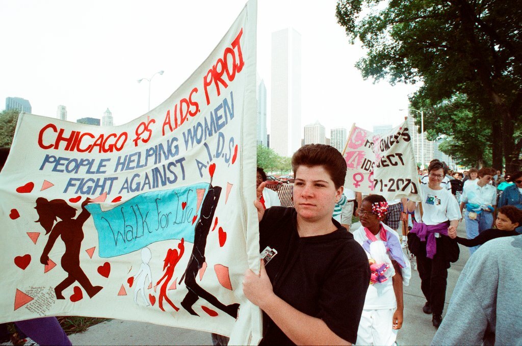 AIDS walk begins at Columbia Yacht Club - Amanda Alcock for Chicago Sun-Times