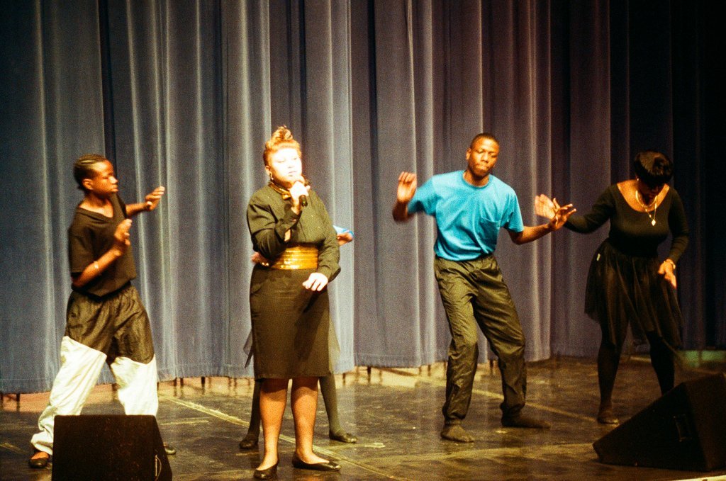 Gospel musical kickoff for Fenger High School sports and arts program - Bob (Robert) Black for Chicago Sun-Times