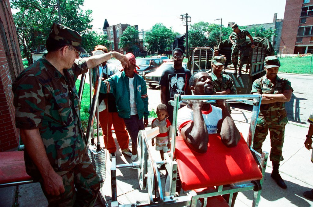 National Guard delivers fitness equipment to Boys & Girls Club - Al Podgorski for Chicago Sun-Times