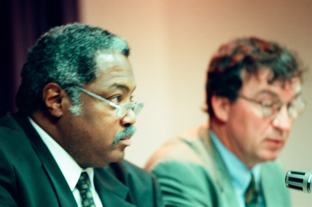 Governor George Ryan testifies at Department of Transportation hearing - Jean Lachat for Chicago Sun-Times