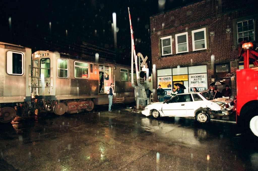 Car and train collide near the Rockwell Station - Jon Sall for Chicago Sun-Times