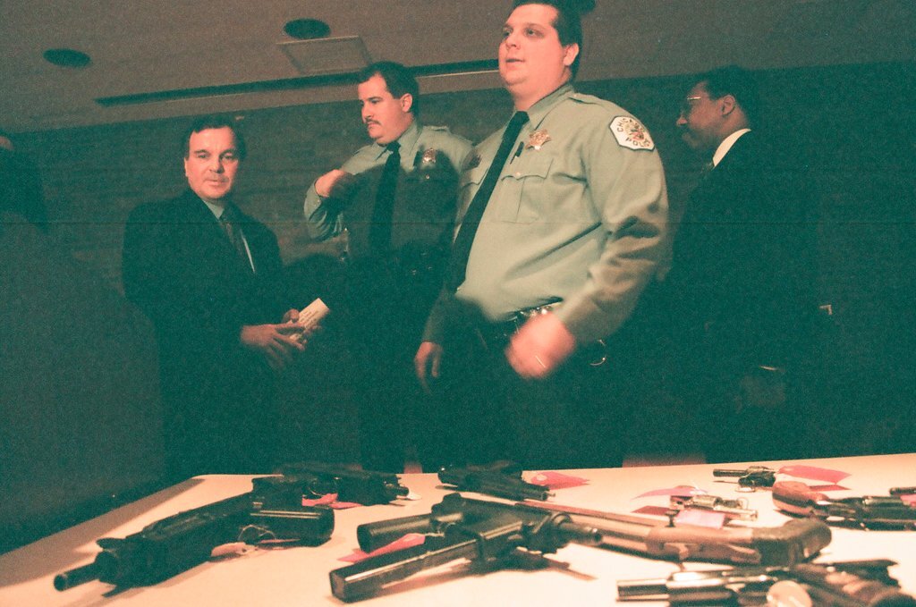 Mayor Daley holds gun seizure press conference - Al Podgorski for Chicago Sun-Times