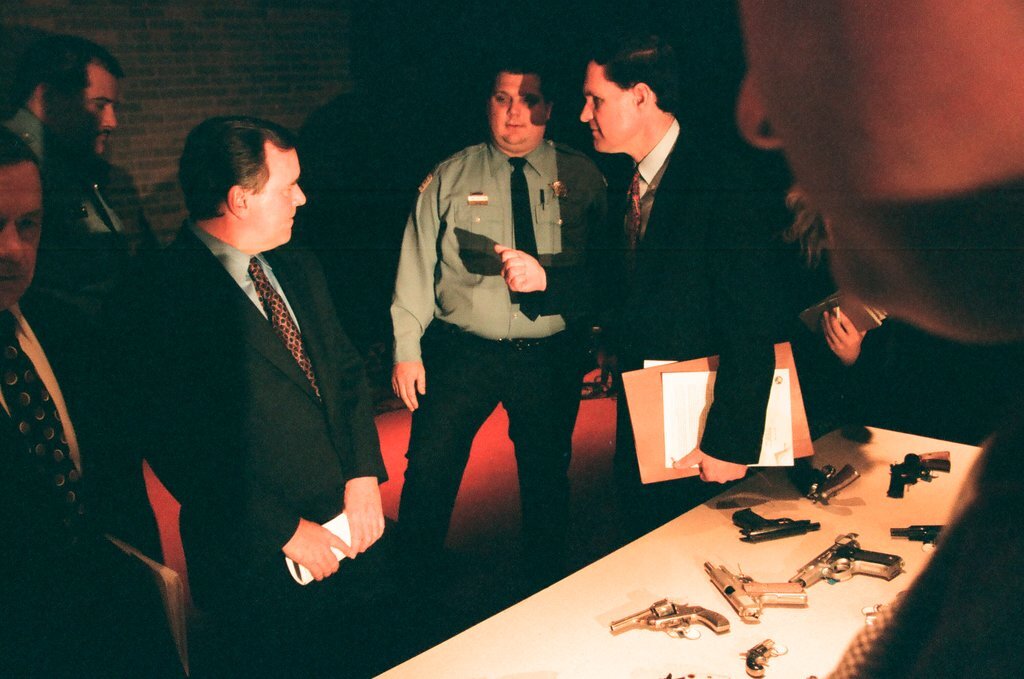 Mayor Daley holds gun seizure press conference - Al Podgorski for Chicago Sun-Times