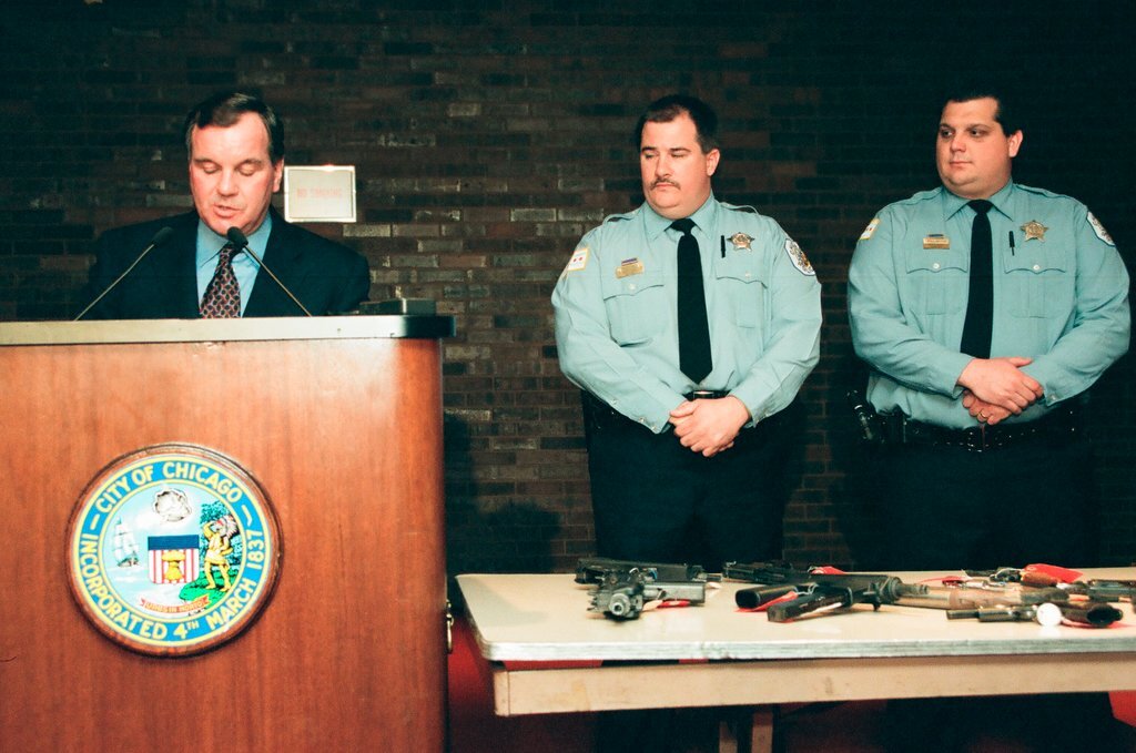 Mayor Daley holds gun seizure press conference - Al Podgorski for Chicago Sun-Times