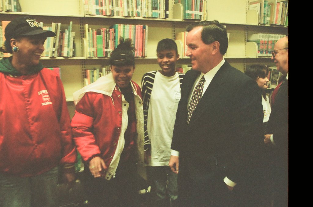 Mayor Daley at parent patrol meeting - Al Podgorski for Chicago Sun-Times