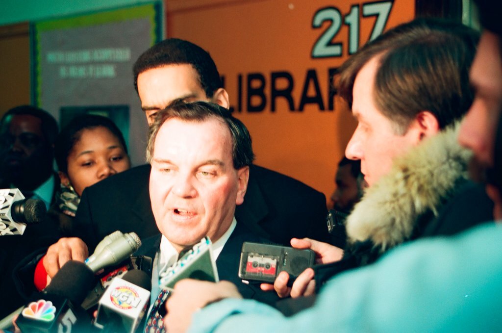 Mayor Daley at parent patrol meeting - Al Podgorski for Chicago Sun-Times