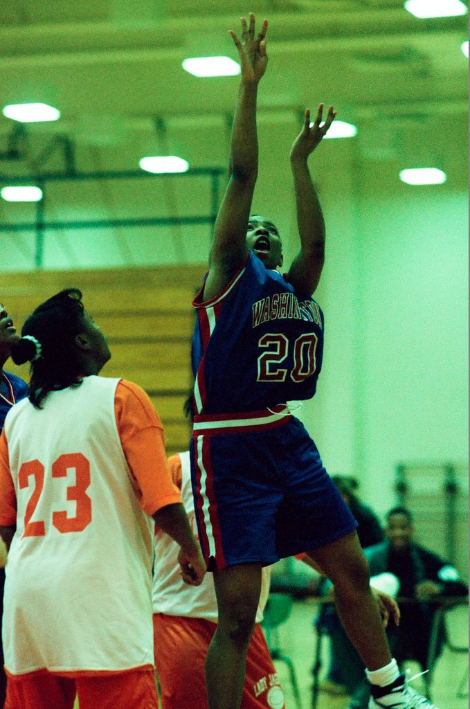 Washington vs. Julian girls basketball - Banot for Chicago Sun-Times