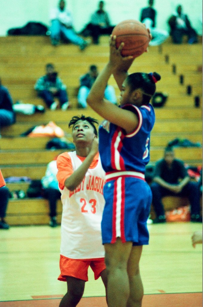Washington vs. Julian girls basketball - Banot for Chicago Sun-Times