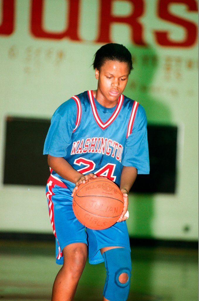Washington vs. Julian girls basketball - Banot for Chicago Sun-Times