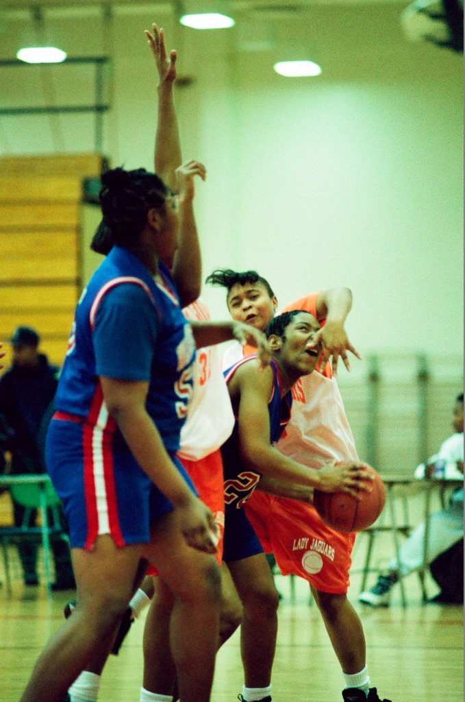 Washington vs. Julian girls basketball - Banot for Chicago Sun-Times