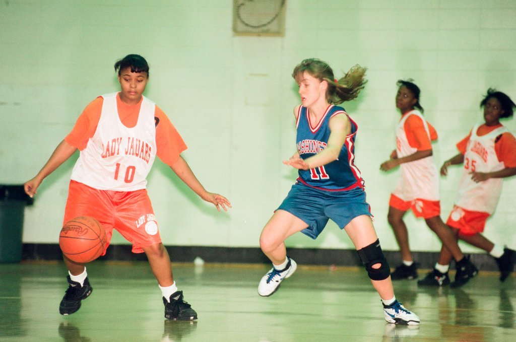 Washington vs. Julian girls basketball - Banot for Chicago Sun-Times