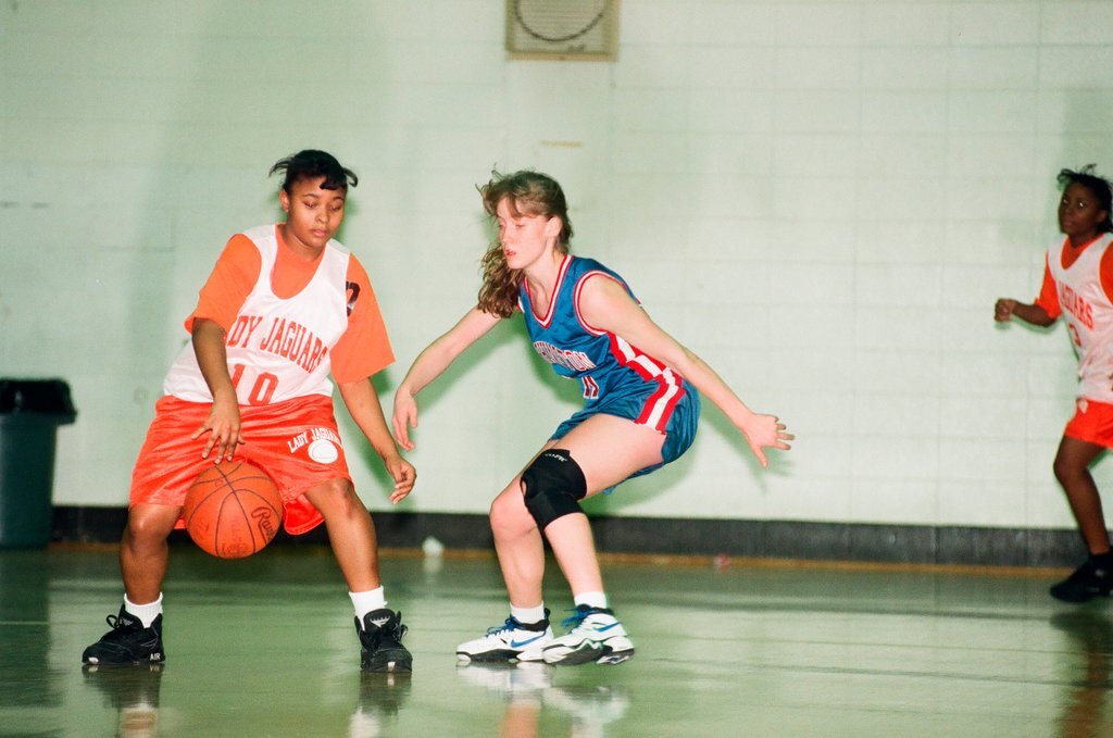 Washington vs. Julian girls basketball - Banot for Chicago Sun-Times