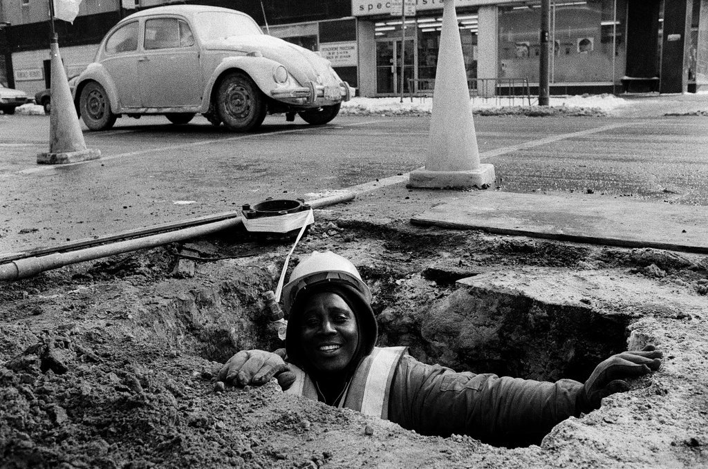 City workers in winter weather - Chicago Sun-Times