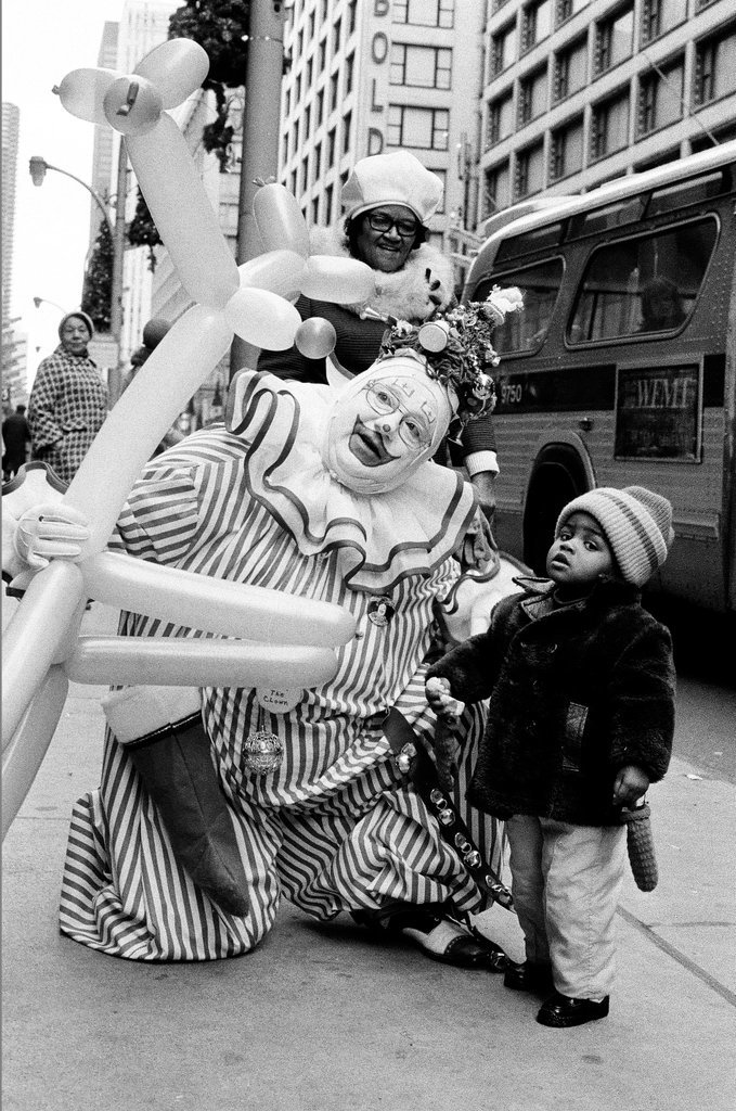 Hank the Christmas Clown - Chicago Sun-Times