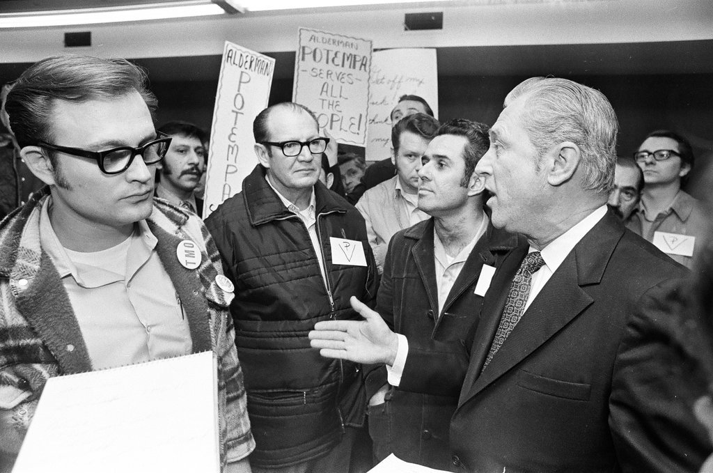 Proposed Crosstown Highway protest - Chicago Sun-Times