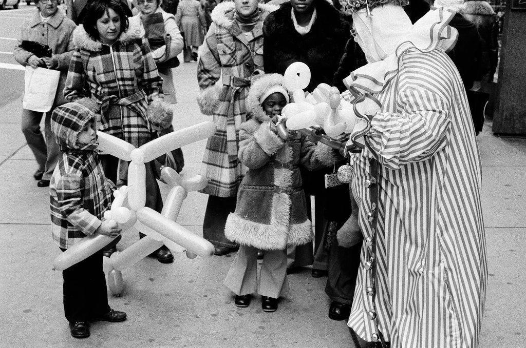 Hank the Christmas Clown - Chicago Sun-Times