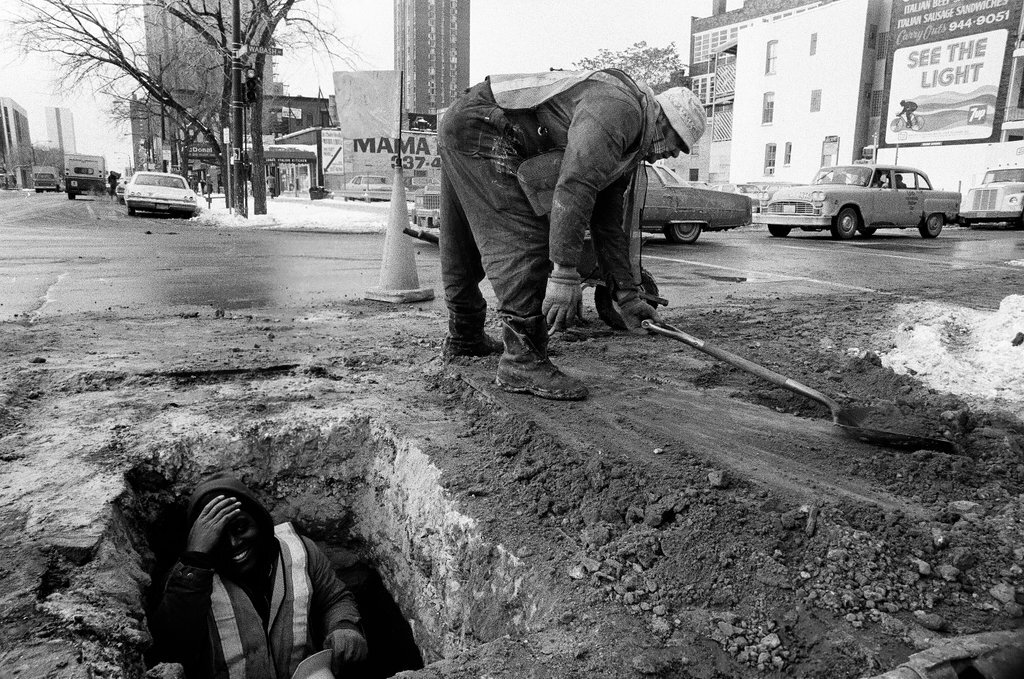 City workers in winter weather - Chicago Sun-Times