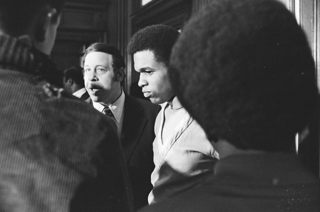 Gale Sayers at Family Court - Duane Hall for Chicago Sun-Times