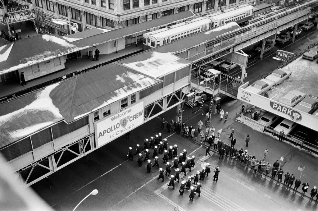 Apollo 11 astronauts parade down State Street - Perry C. Riddle for Chicago Sun-Times