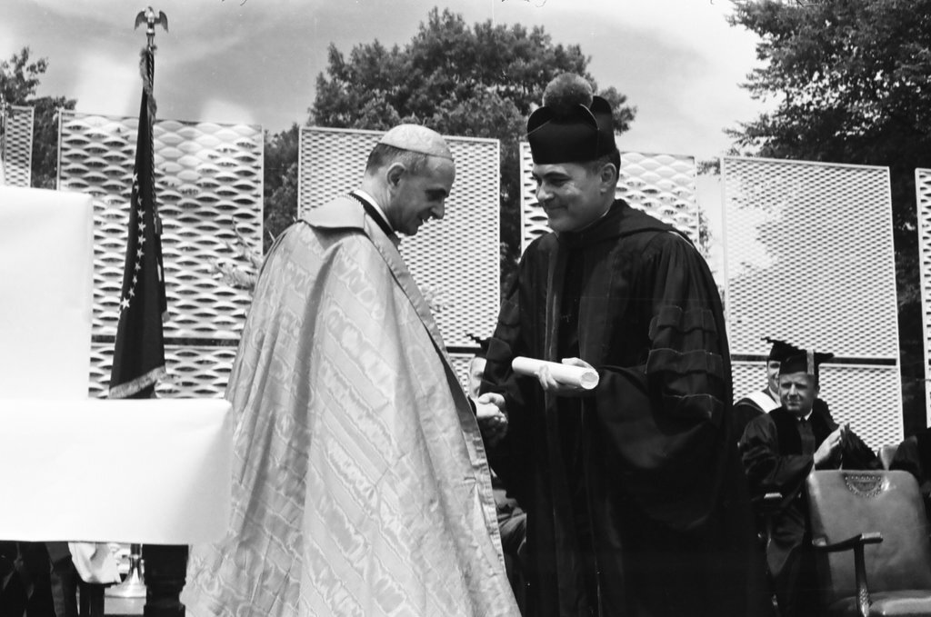 Dwight Eisenhower speaks at University of Notre Dame graduation - Chicago Sun-Times