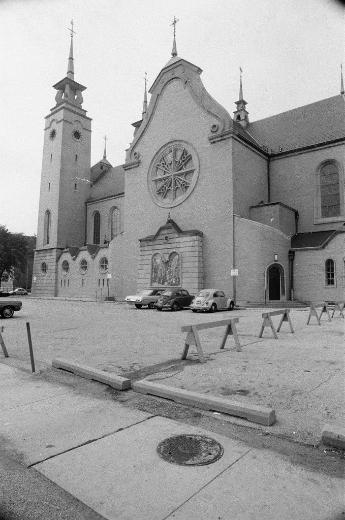 Nazi party members at headquarters - Chicago Sun-Times