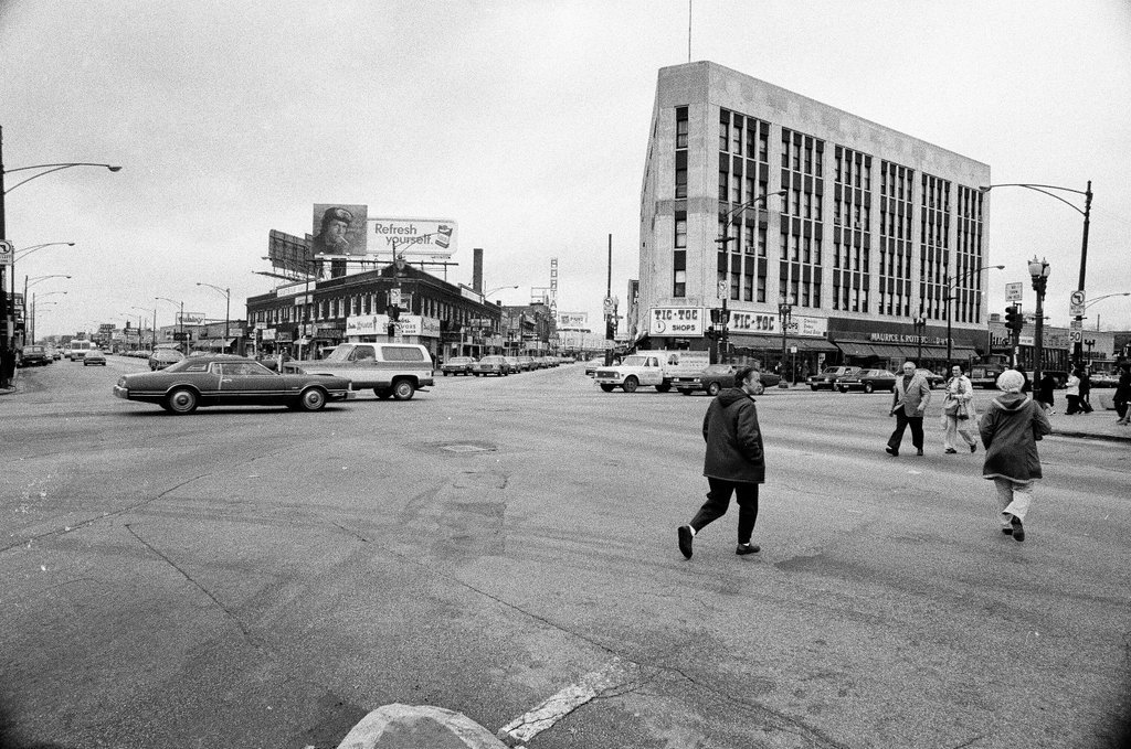 Portage Park neighborhood scenes - Henry Herr Gill for Chicago Sun-Times