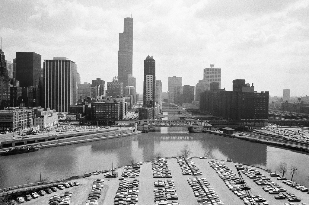 Garment Center under construction - Henry Herr Gill for Chicago Sun-Times