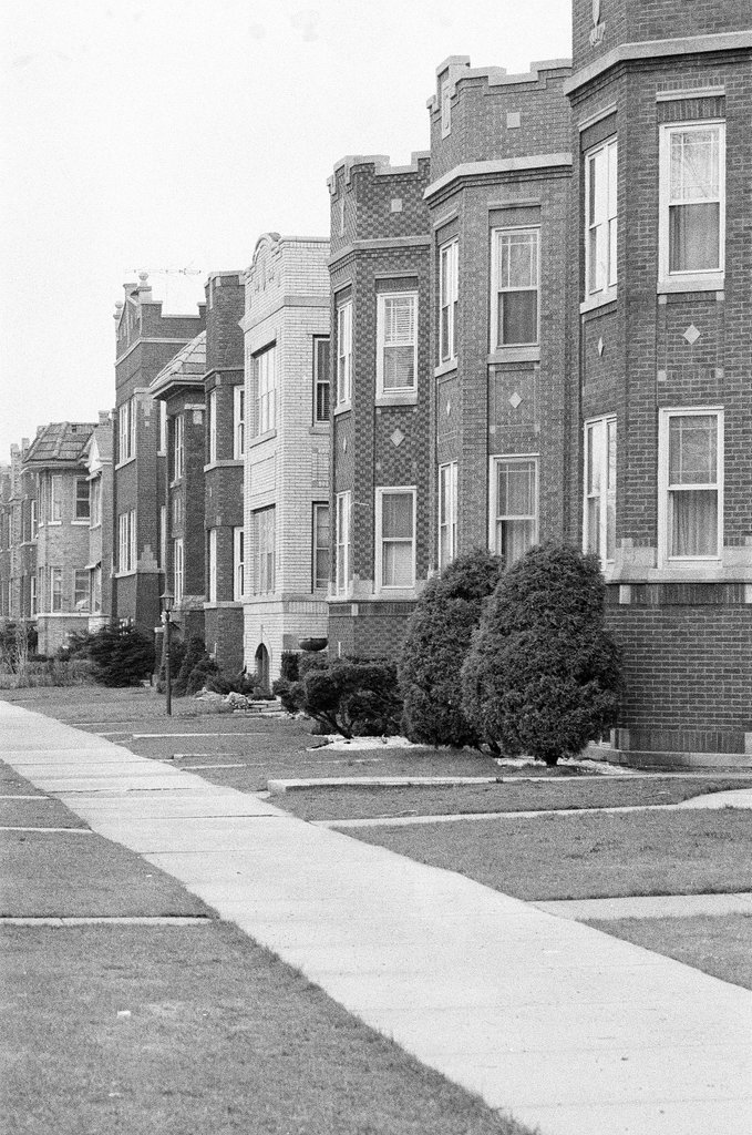 Portage Park neighborhood scenes - Henry Herr Gill for Chicago Sun-Times