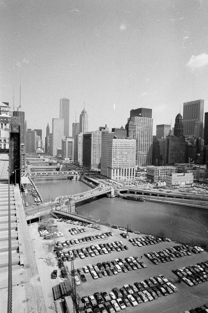 Garment Center under construction - Henry Herr Gill for Chicago Sun-Times
