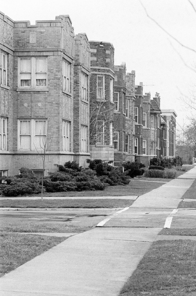 Portage Park neighborhood scenes - Henry Herr Gill for Chicago Sun-Times