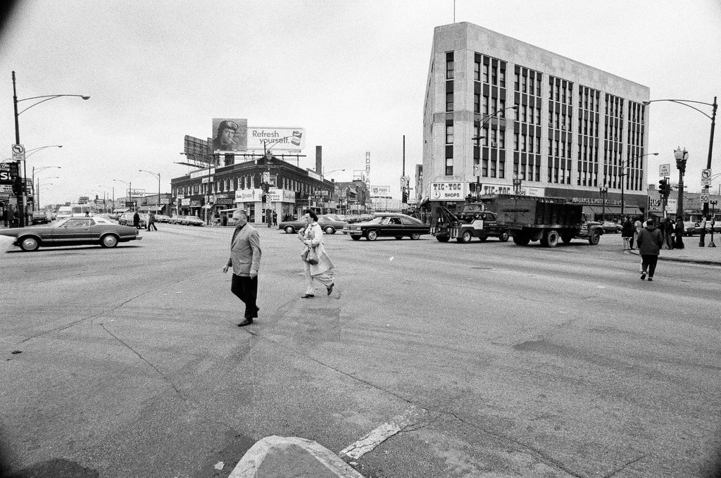 Portage Park neighborhood scenes - Henry Herr Gill for Chicago Sun-Times