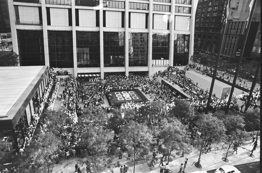 Duke Ellington gives free concert in the Loop - Jack Lenahan for Chicago Sun-Times