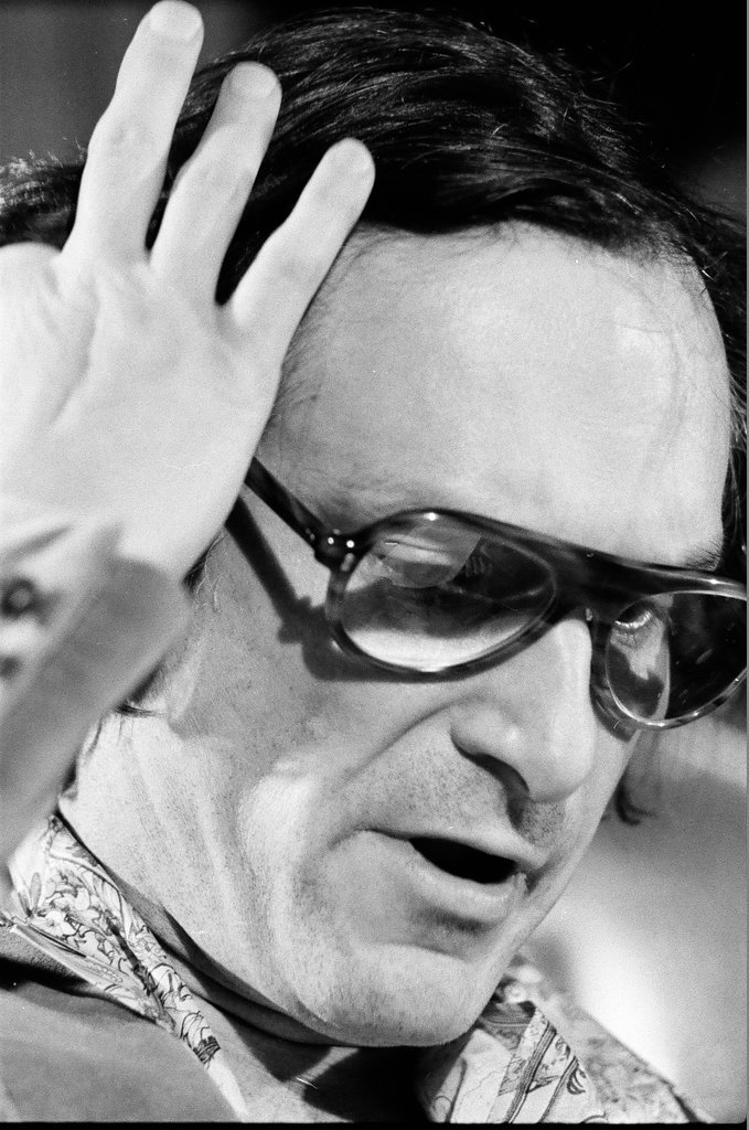 Hugh Hefner speaks at a press conference about suicide of executive assistant - Jerry Tomaselli for Chicago Sun-Times