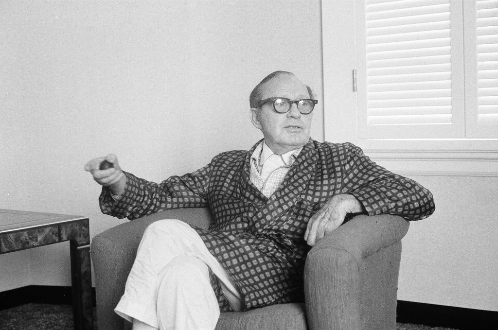 Jack Benny at an interview - Charles Krejcsi for Chicago Sun-Times