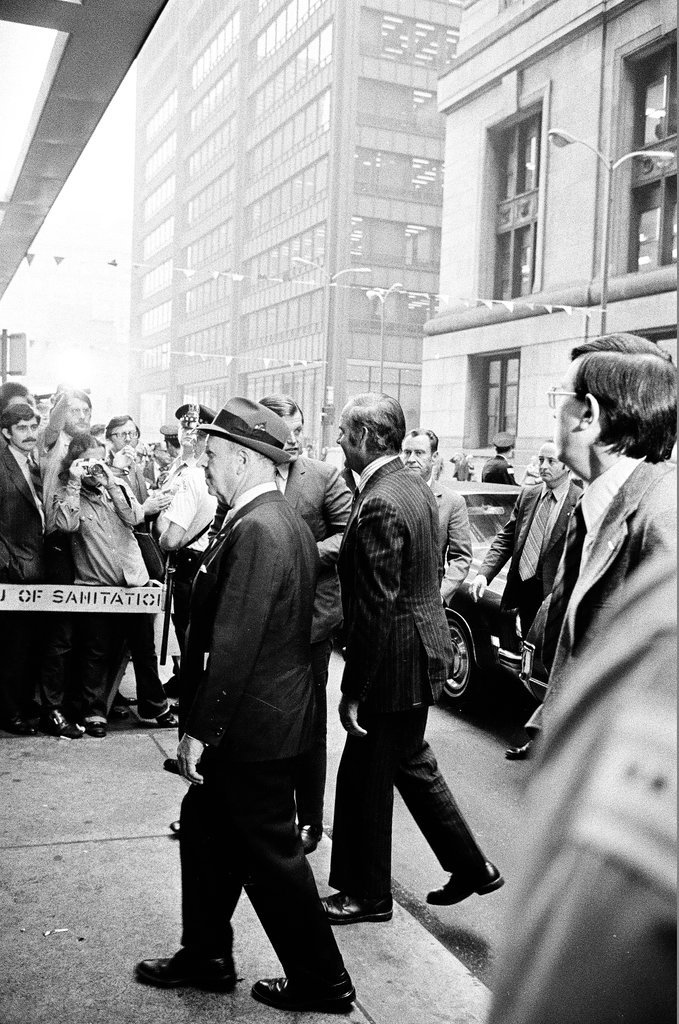 People attend rainy McGovern rally - Peters (Clarence or Pete) for Chicago Sun-Times