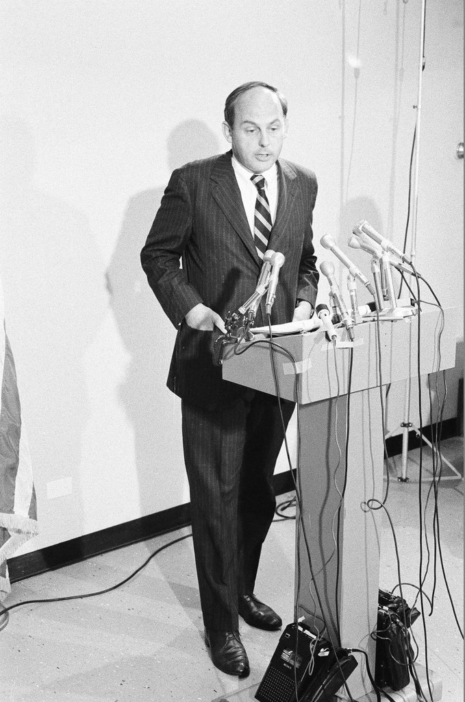 Adlai Stevenson at a press conference - Joe Kordick for Chicago Sun-Times