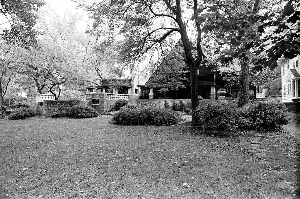 Former Frank Lloyd Wright home in Oak Park - William (Bill) Deluga for Chicago Sun-Times