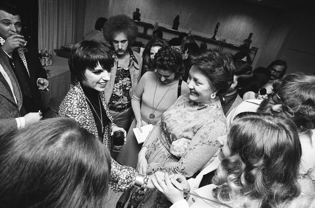 Liza Minnelli at a reception - Don Bierman for Chicago Sun-Times
