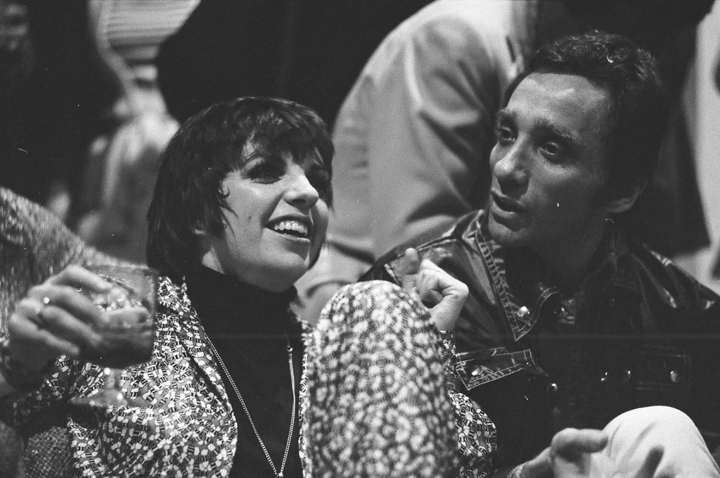 Liza Minnelli at a reception - Don Bierman for Chicago Sun-Times