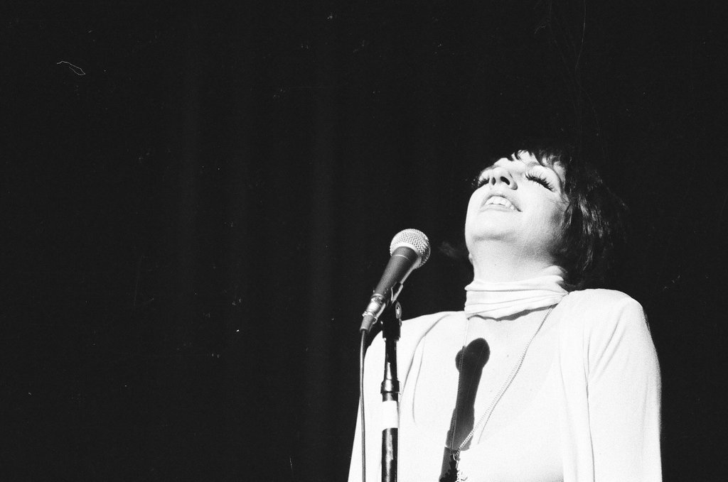 Liza Minnelli performs at Arie Crown Theater - Jack Lenahan for Chicago Sun-Times