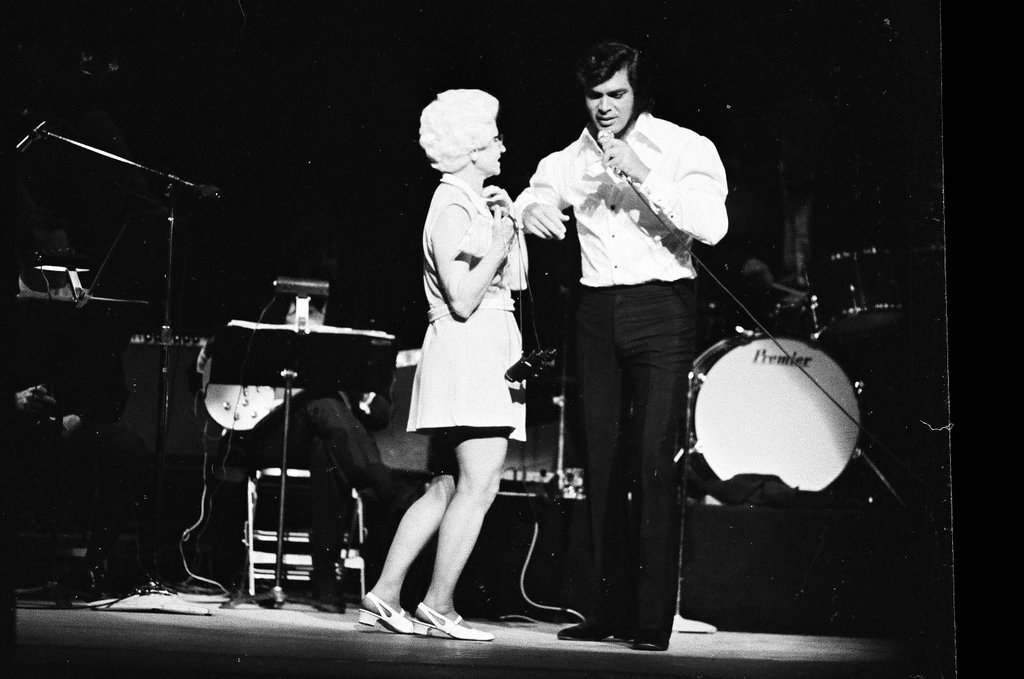 Englebert Humperdinck performs at Arie Crown Theater - Perry C. Riddle for Chicago Sun-Times