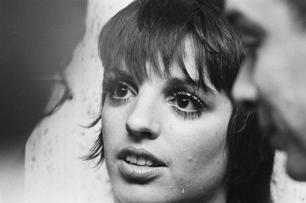 Liza Minnelli at a reception - Don Bierman for Chicago Sun-Times