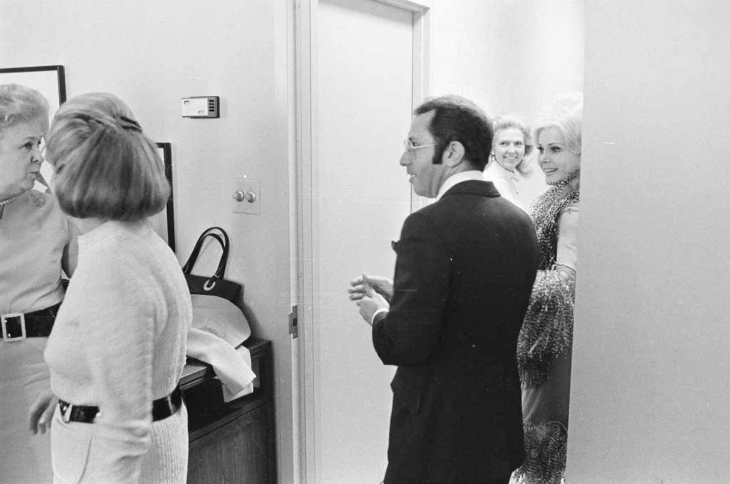 Zsa Zsa Gabor at a cocktail party - Charles Krejcsi for Chicago Sun-Times
