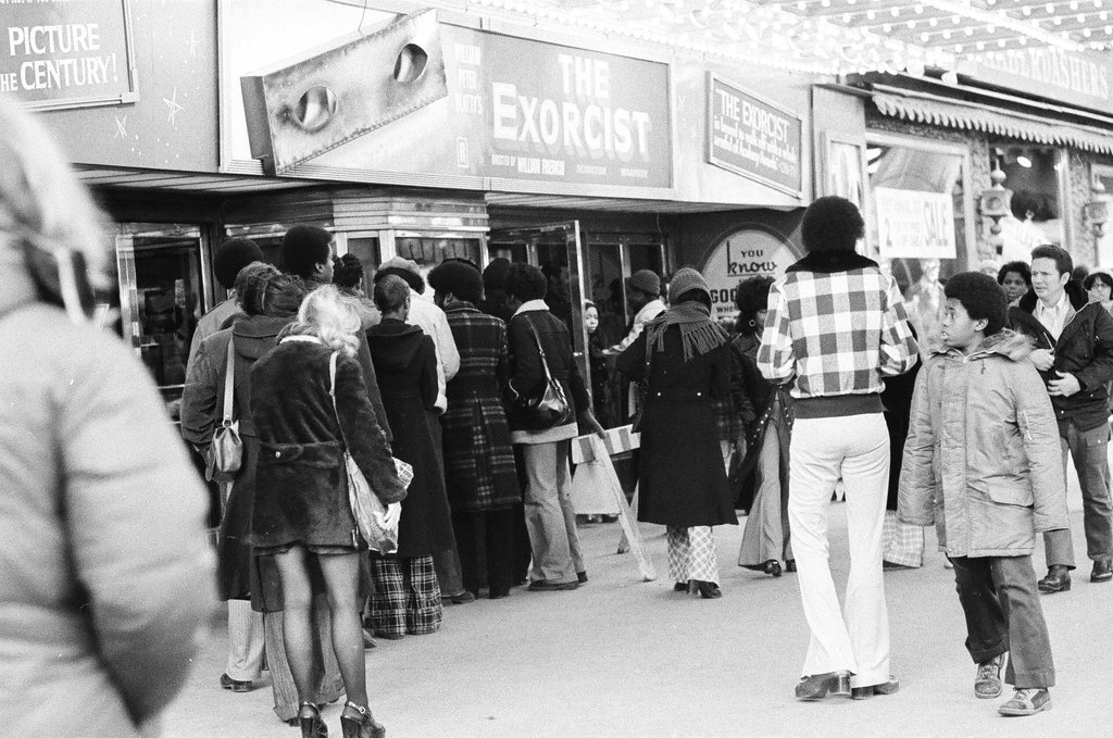 Crowd lined up to see The Exorcist - Larry Graff for Chicago Sun-Times