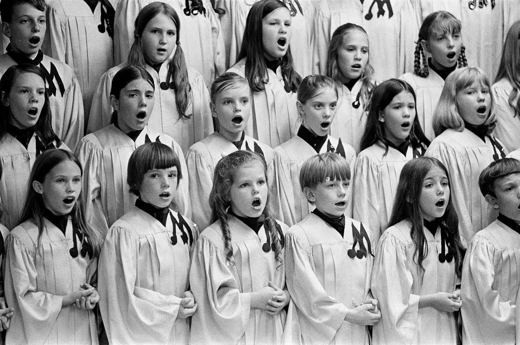 Children's chorus singing at Chicago Lawn United Methodist - Chicago Sun-Times