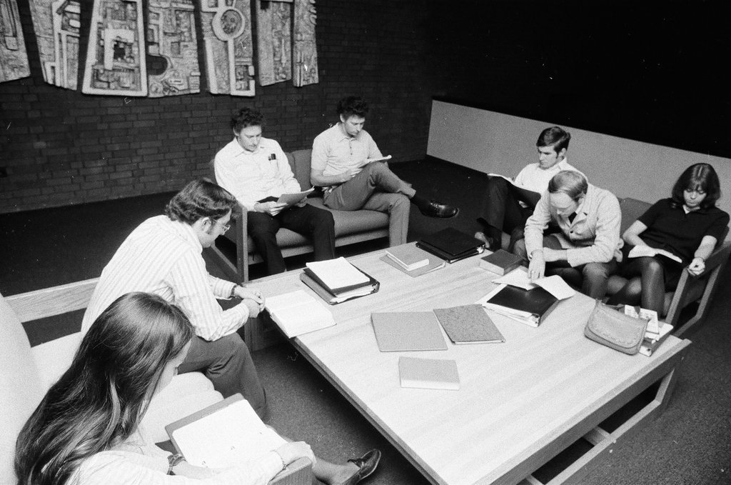 Moody Bible Institute campus and students - Chicago Sun-Times